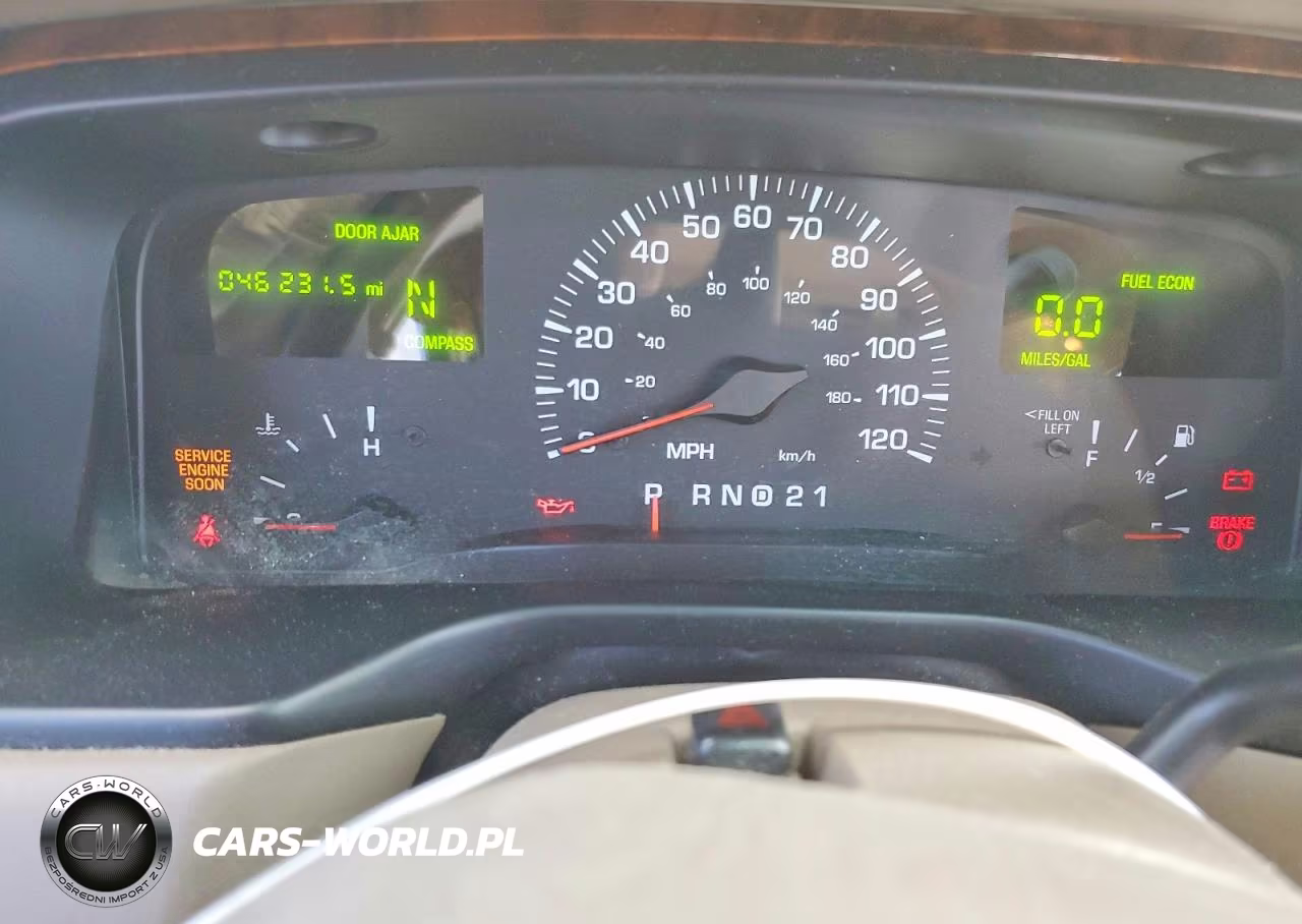 2000 Lincoln Town Car Executive VIN:1LNHM81W1YY940308 - 9