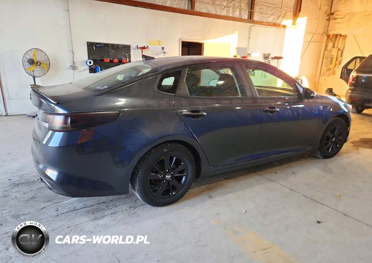 2016 Kia Optima Lx VIN:KNAGT4L37G5107334 - 3