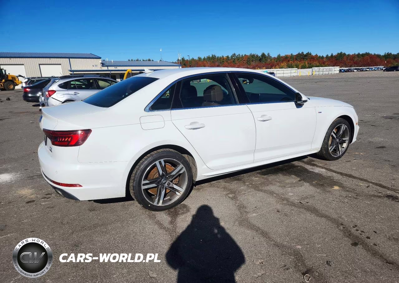 2018 Audi A4 Premium Plus VIN:WAUENAF41JA056898 - 3