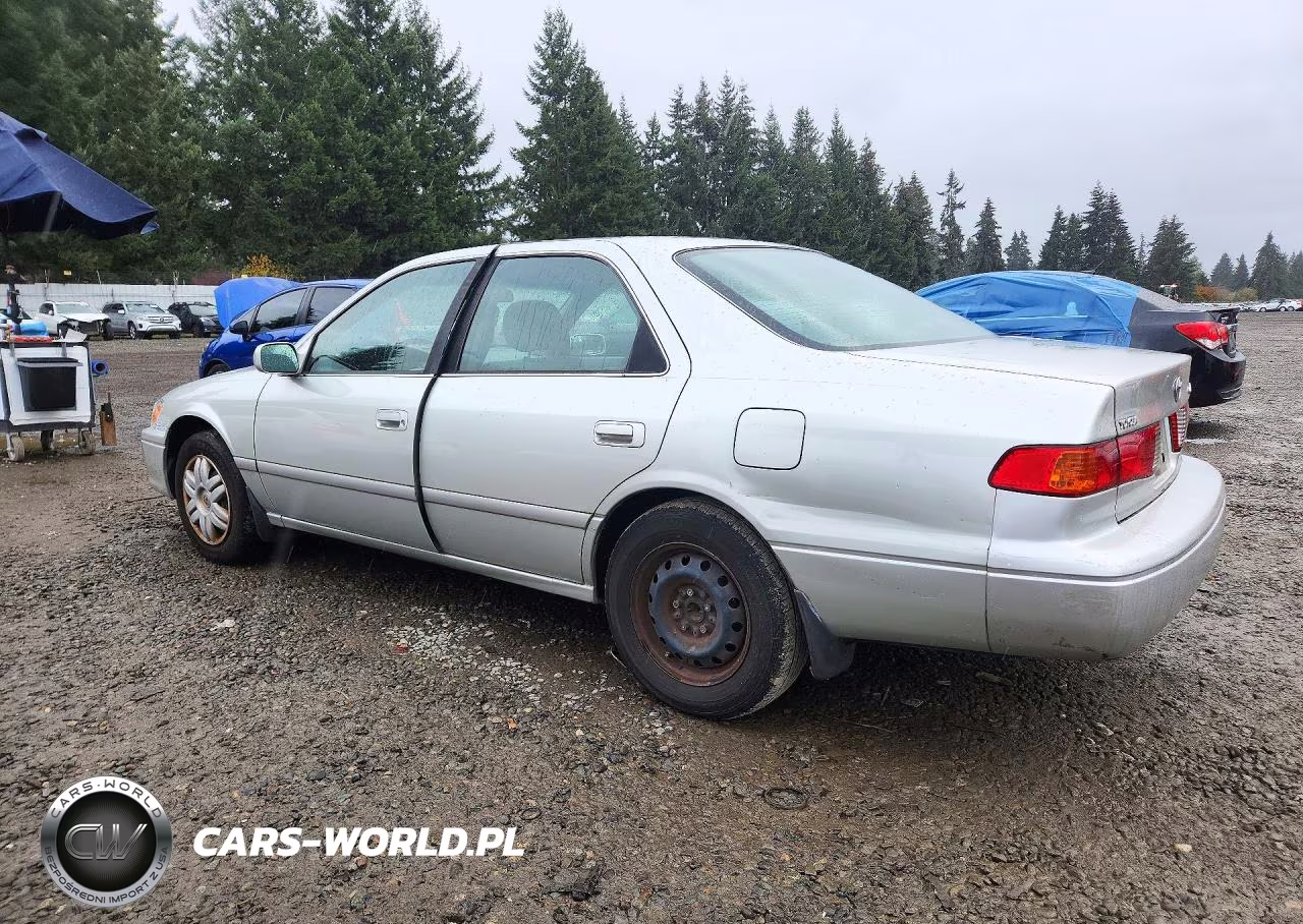 2000 Toyota Camry Le VIN:JT2BG22K3Y0415803 - 2