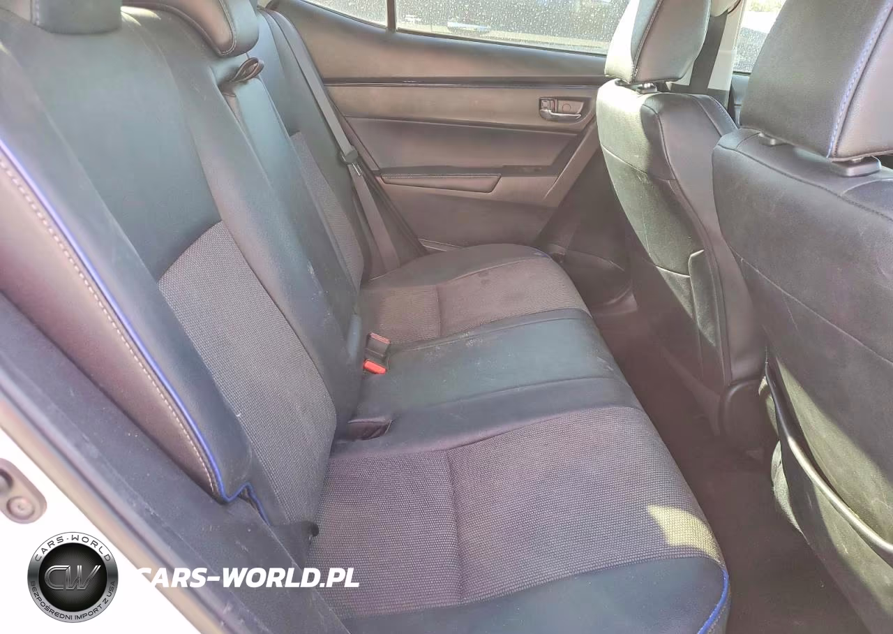2018 Toyota Corolla Se VIN:5YFBURHE1JP786111 - 10