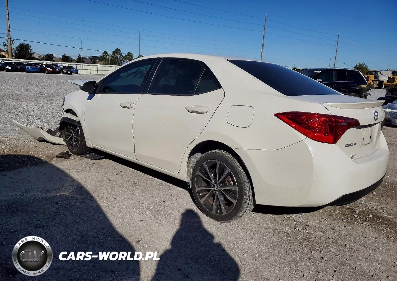 2018 Toyota Corolla Se VIN:5YFBURHE1JP786111 - 2