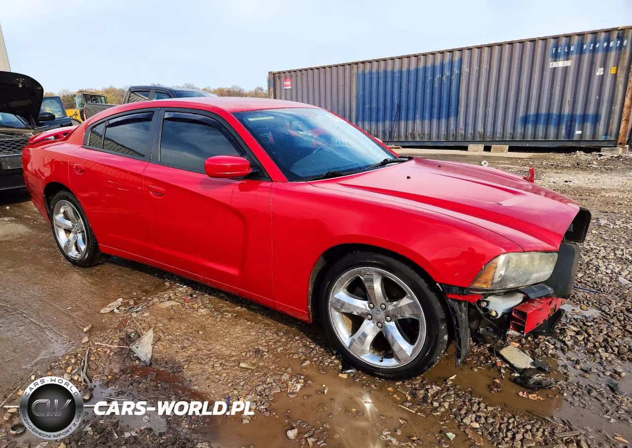2013 Dodge Charger Sxt VIN:2C3CDXHG3DH643637 - 4