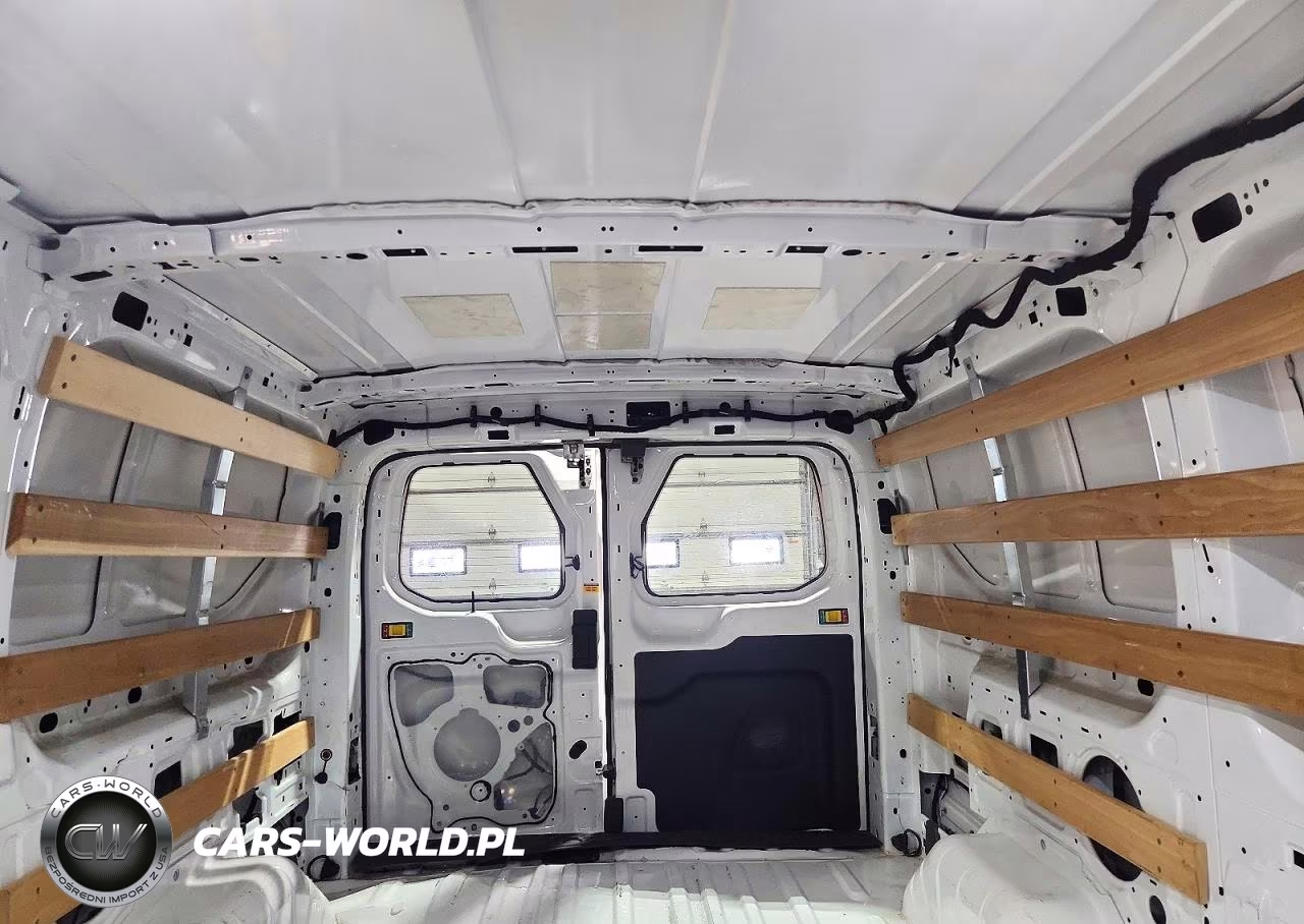 2025 Ford Transit T-250 VIN:1FTBR1Y86SKA46017 - 10