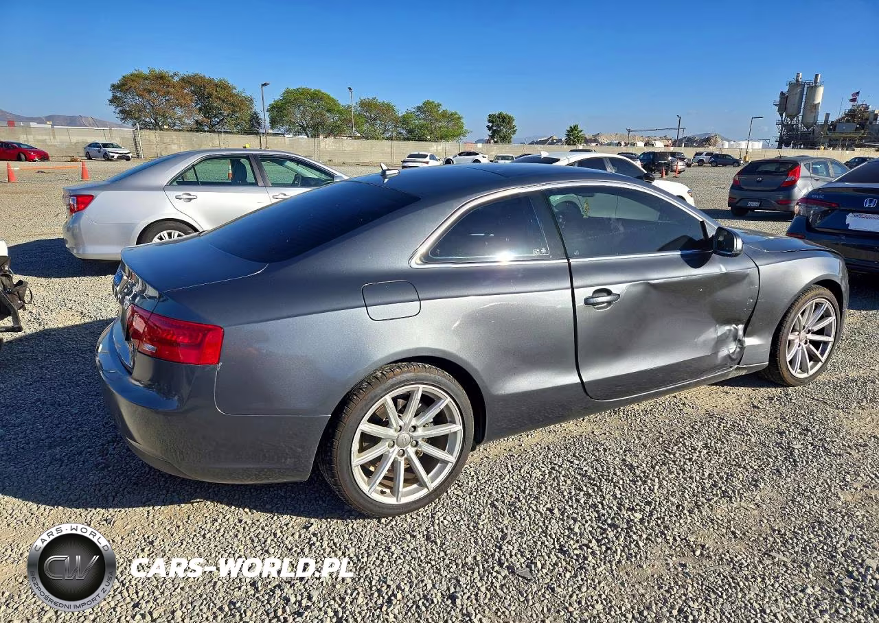 2015 Audi A5 Premium VIN:WAUCFAFR9FA032002 - 3