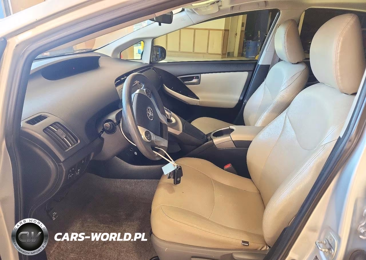 2015 Toyota Prius Three VIN:JTDKN3DU8F0419716 - 7