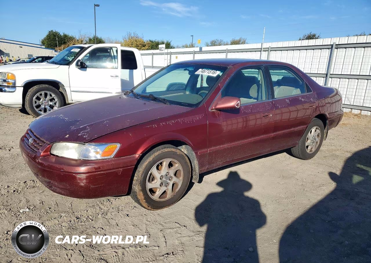 1999 Toyota Camry Le V6