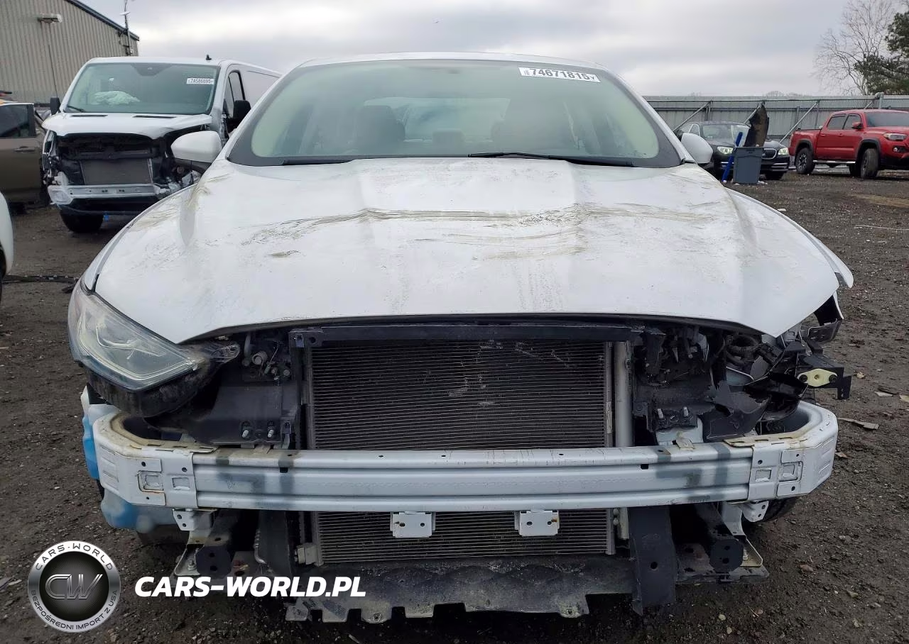 2017 Ford Fusion S VIN:3FA6P0G73HR382664 - 5