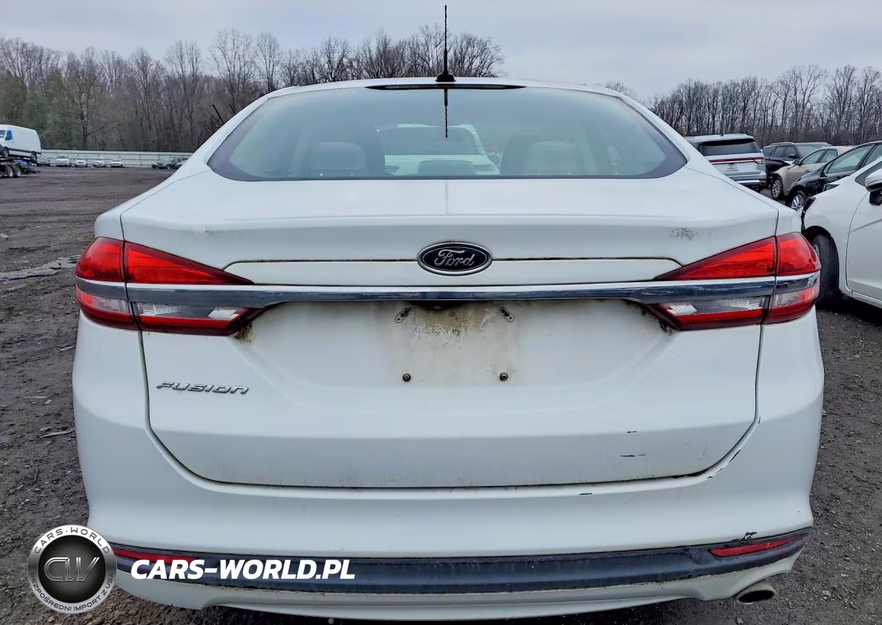 2017 Ford Fusion S VIN:3FA6P0G73HR382664 - 6