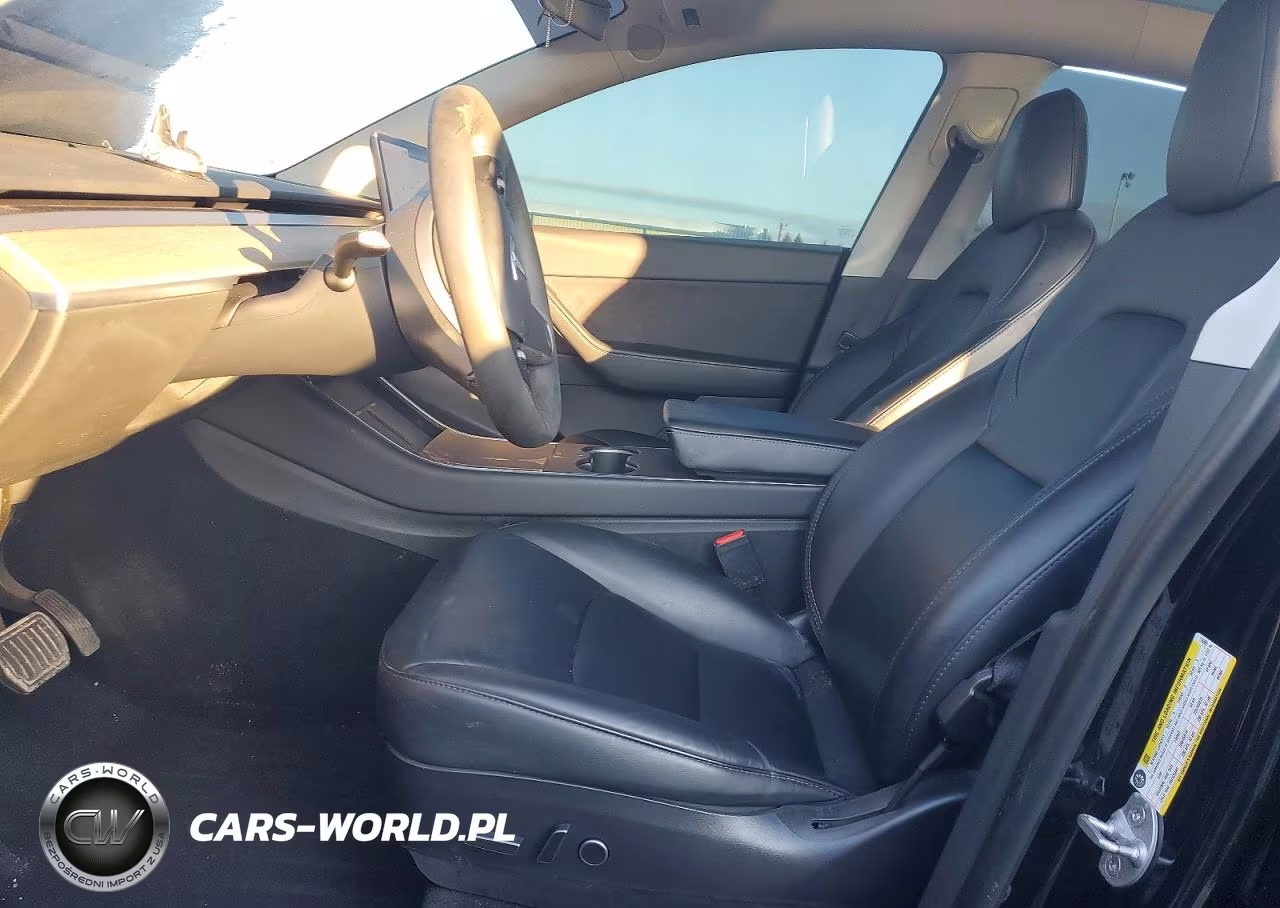2021 Tesla Model Y VIN:5YJYGDEE1MF116969 - 7