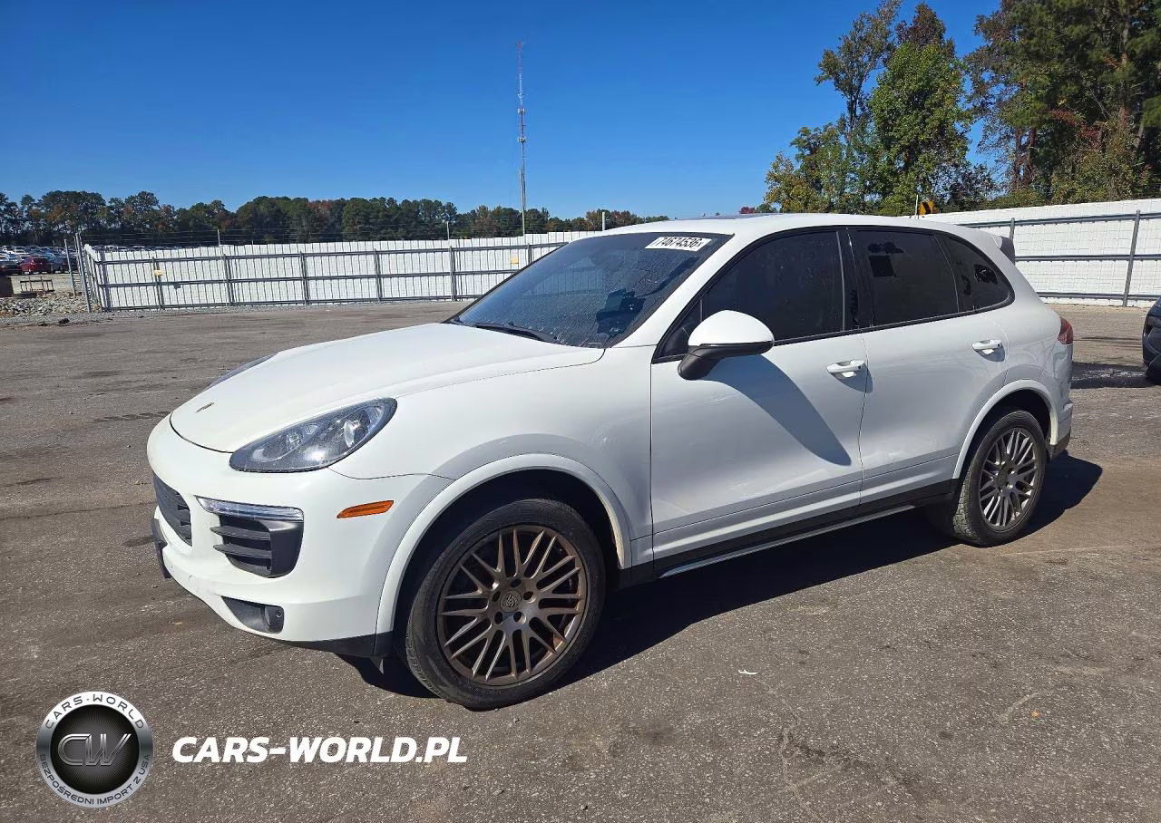 2016 Porsche Cayenne VIN:WP1AA2A25GKA37958 - 1