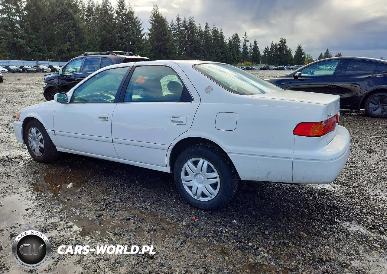 2000 Toyota Camry Le VIN:JT2BG22K4Y0481616 - 2