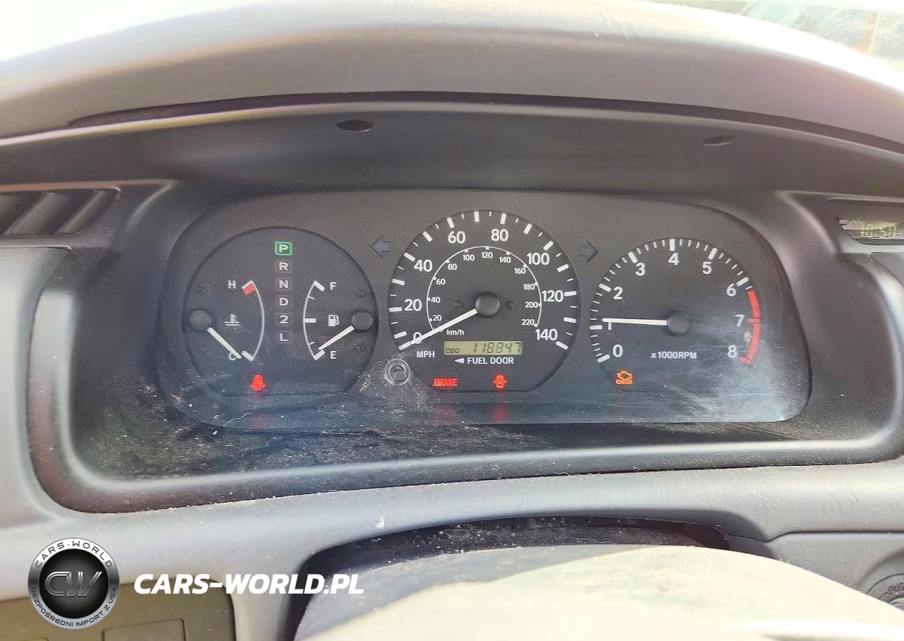 2000 Toyota Camry Le VIN:JT2BG22K4Y0481616 - 9