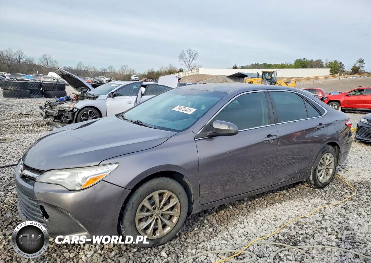 2016 Toyota Camry Le