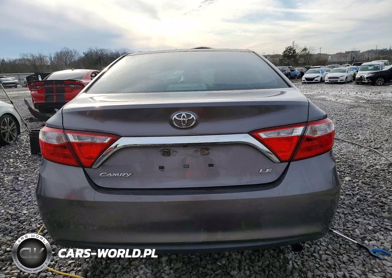 2016 Toyota Camry Le VIN:4T1BF1FK6GU161991 - 6