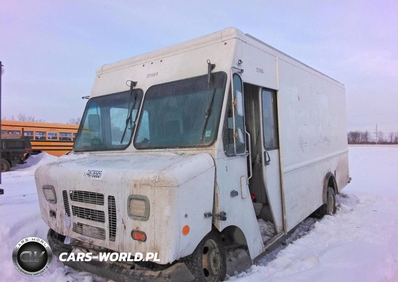2013 Ford E450 Delivery Truck