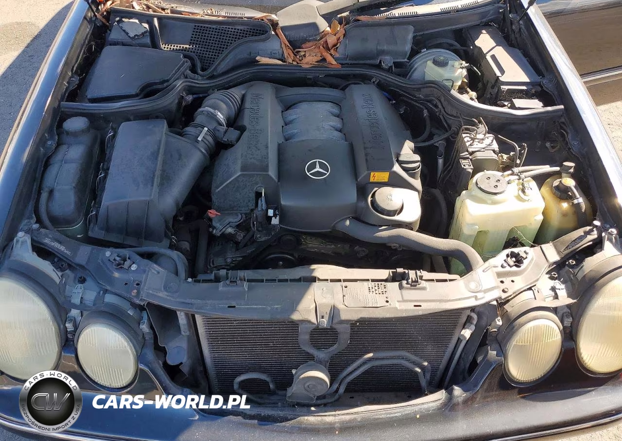 2000 Mercedes-Benz E 320 VIN:WDBJH65J4YB061268 - 11