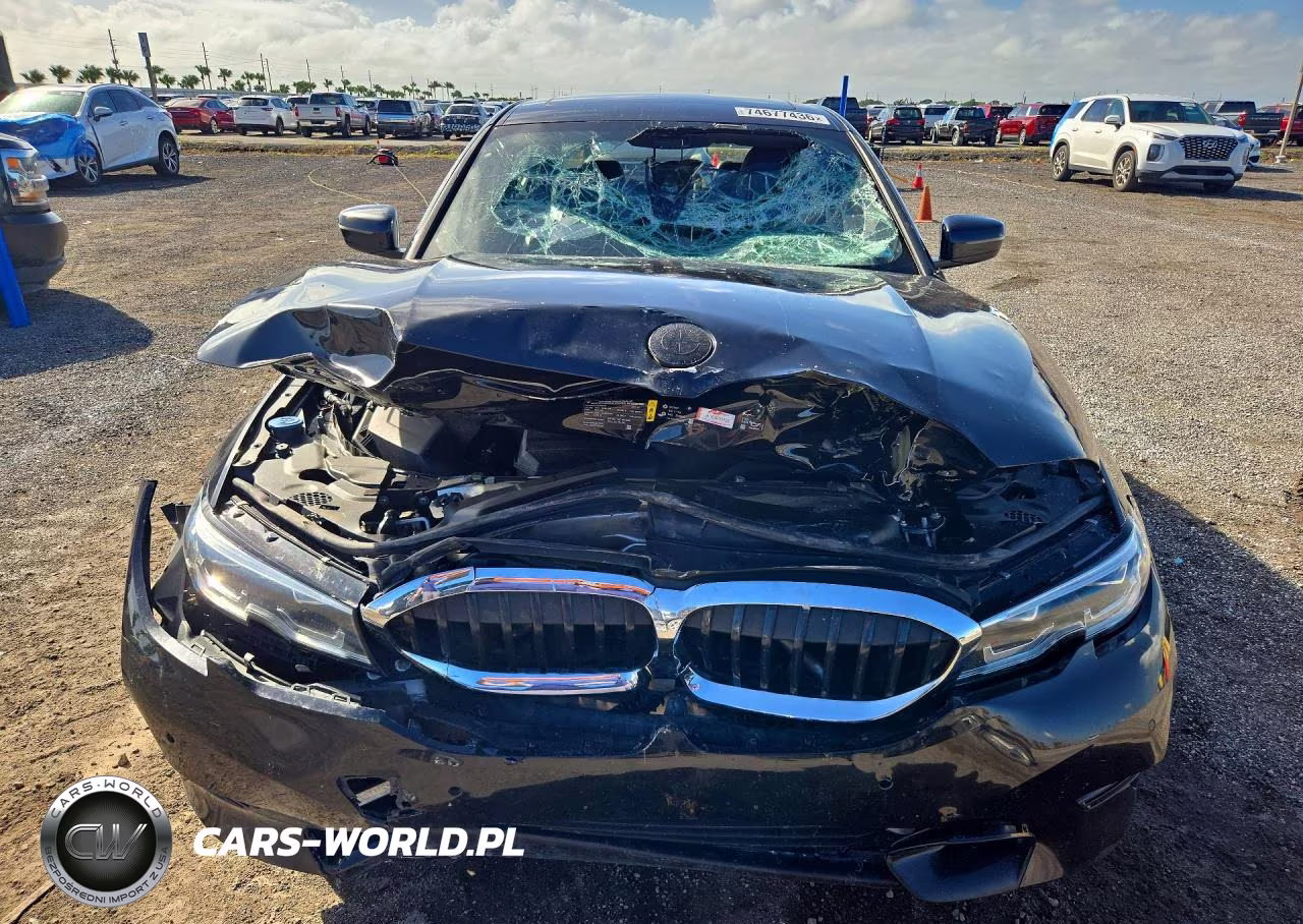 2019 BMW 330Xi VIN:WBA5R7C59KAJ78883 - 5