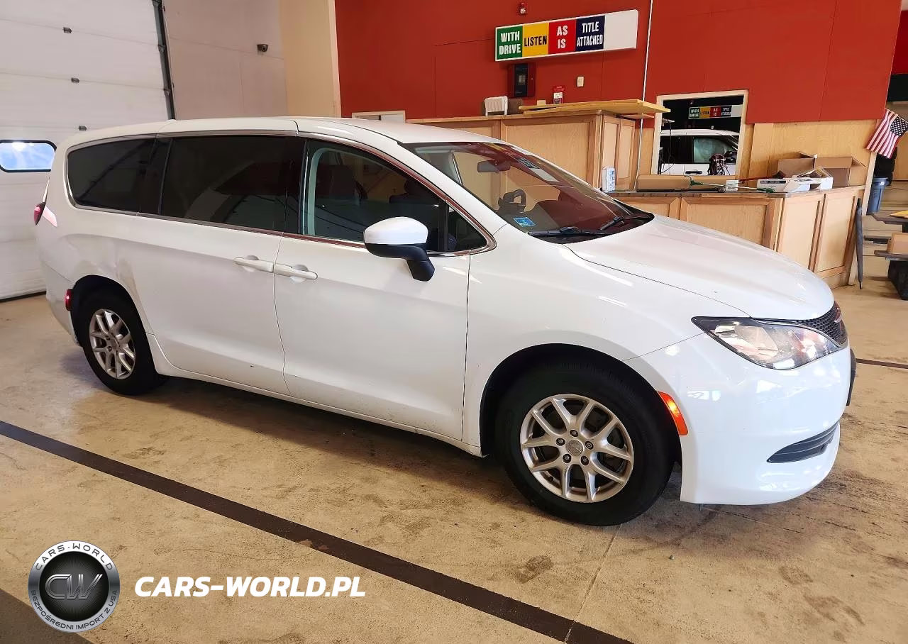 2020 Chrysler Voyager Lx VIN:2C4RC1CG1LR105928 - 4