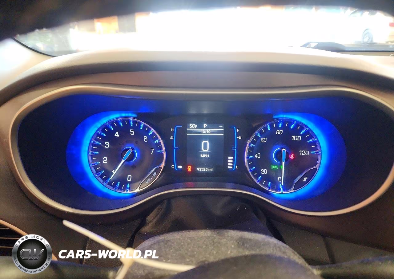 2020 Chrysler Voyager Lx VIN:2C4RC1CG1LR105928 - 9