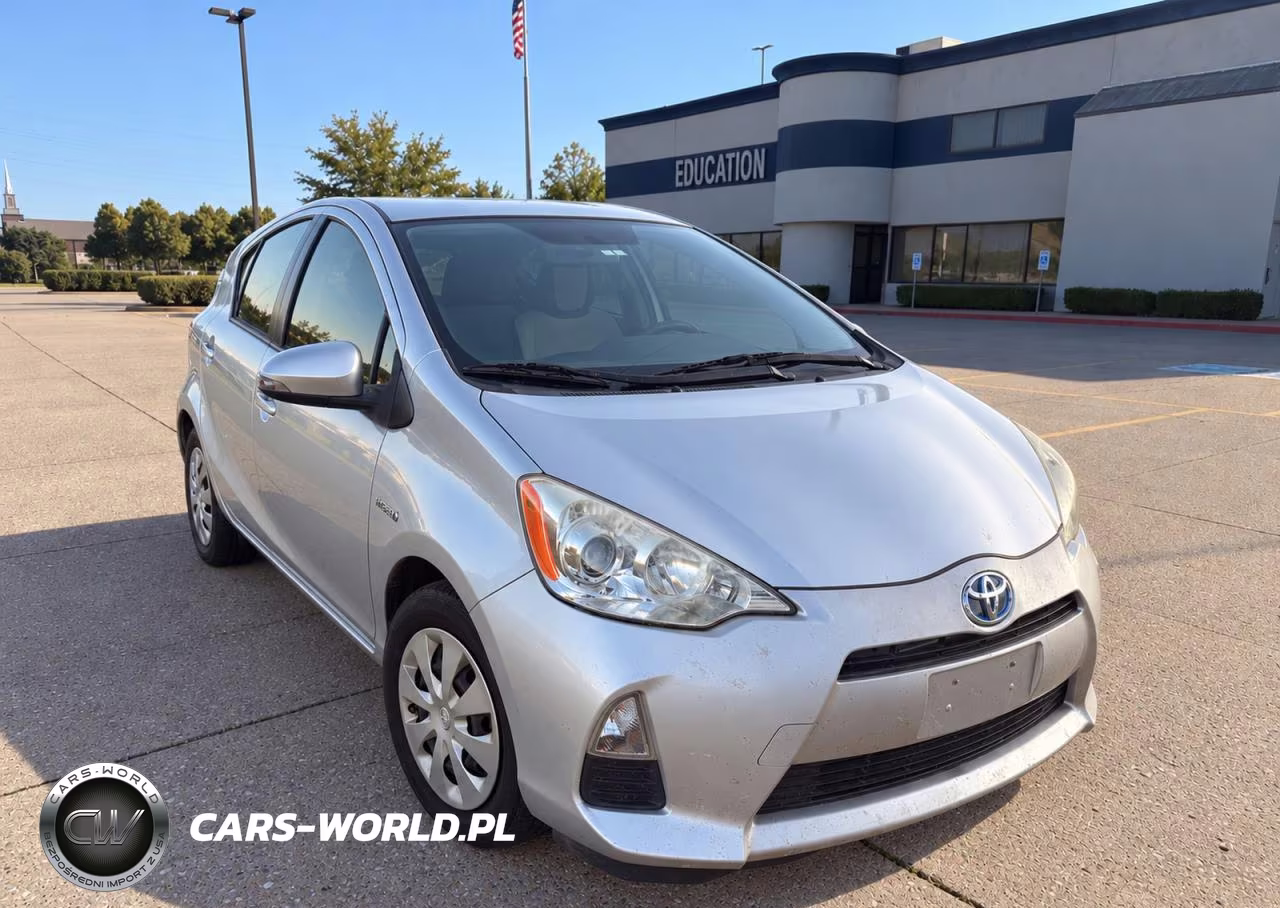 2014 Toyota Prius C One