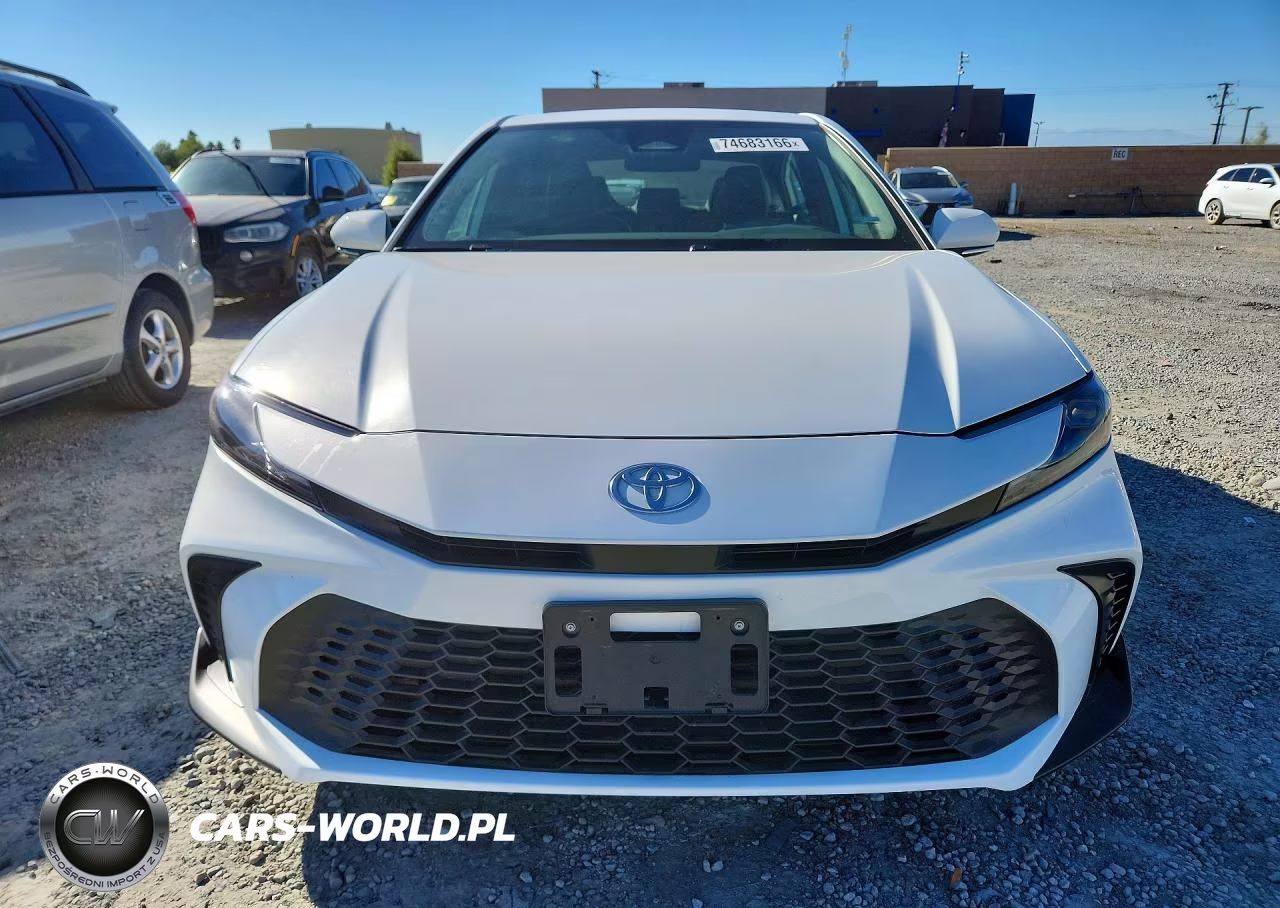 2026 Toyota Camry Se VIN:4T1DAACK6TU264270 - 5