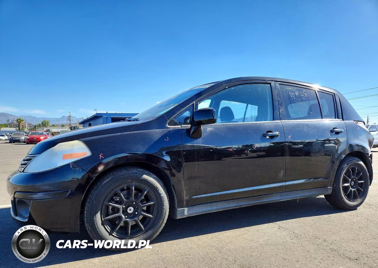 2011 Nissan Versa 1.8 S VIN:3N1BC1CP8BL482739 - 1