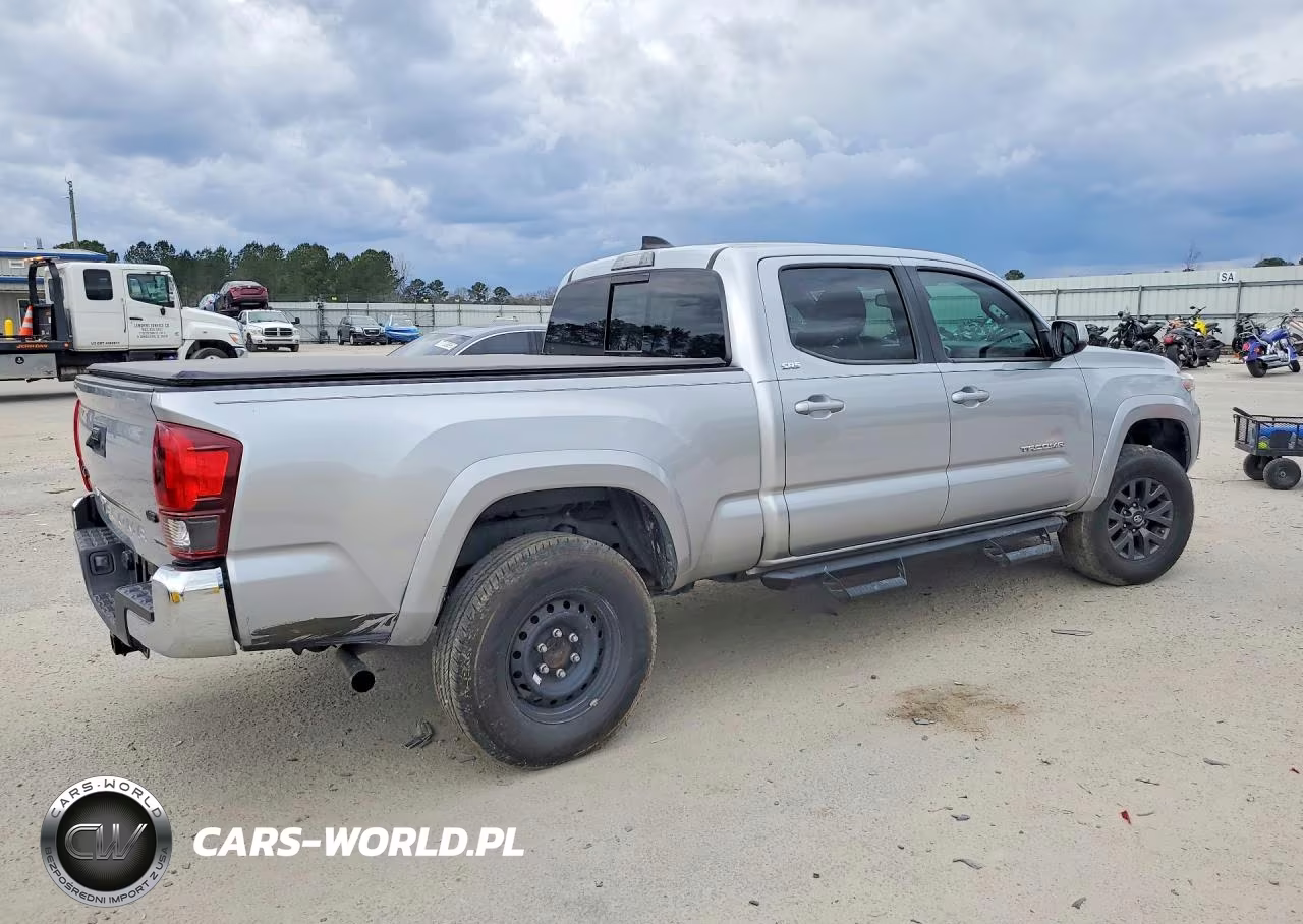 2022 Toyota Tacoma Double Cab VIN:3TYDZ5BN4NT012772 - 3