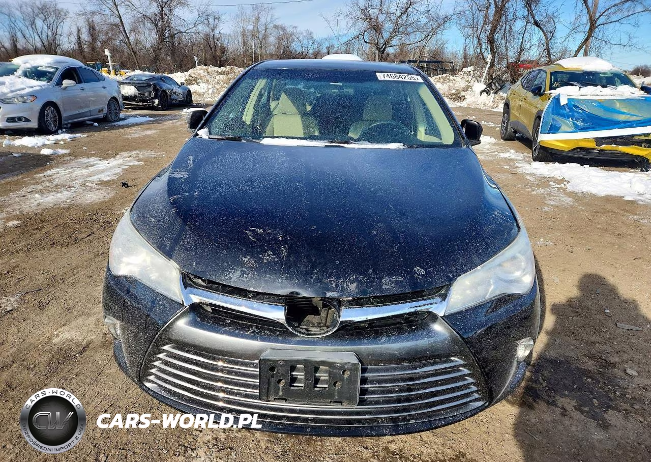 2017 Toyota Camry Le VIN:4T1BF1FK7HU705156 - 5