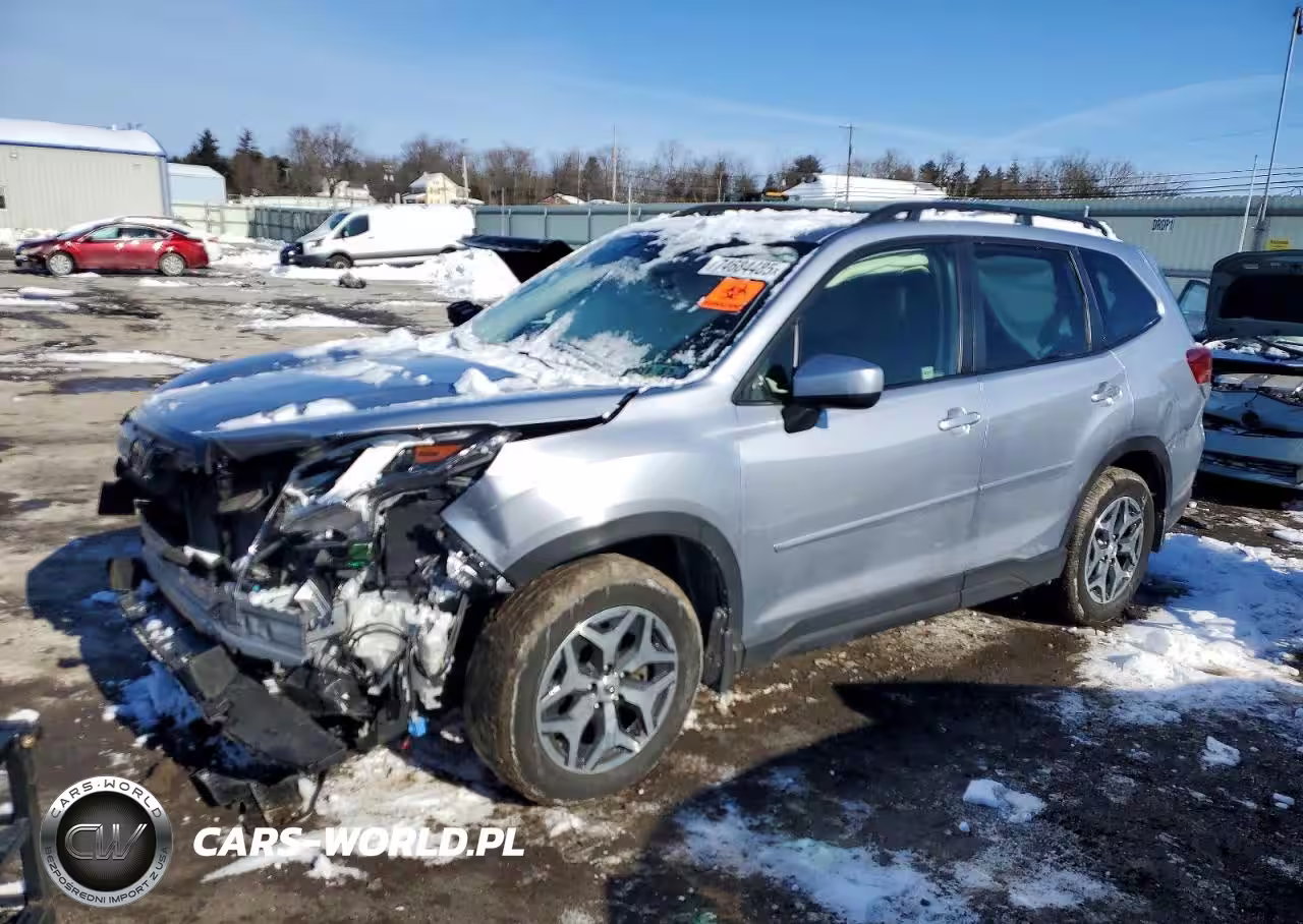 2023 Subaru Forester Premium