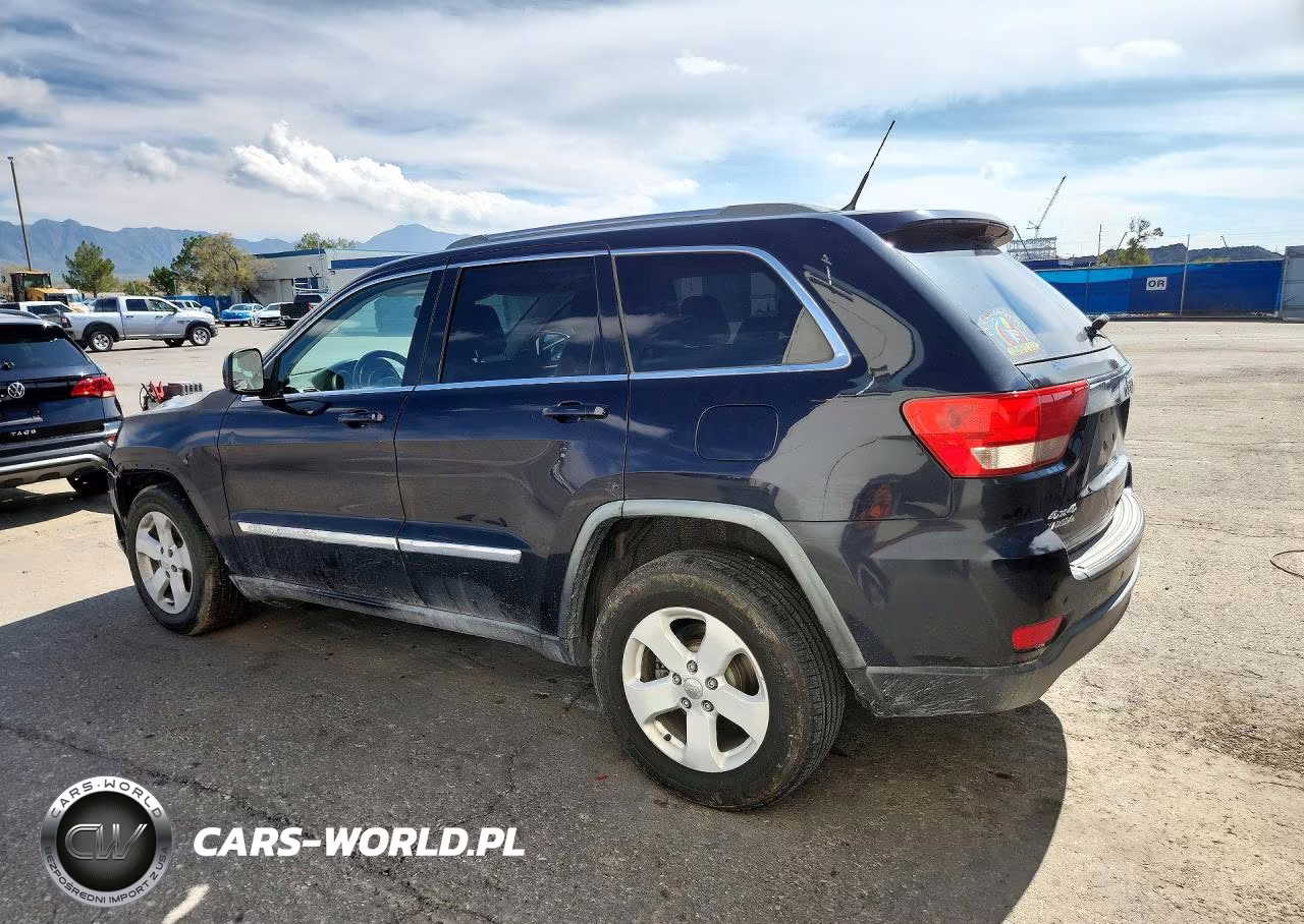 2011 Jeep Grand Cherokee Laredo VIN:1J4RR4GG7BC529772 - 2