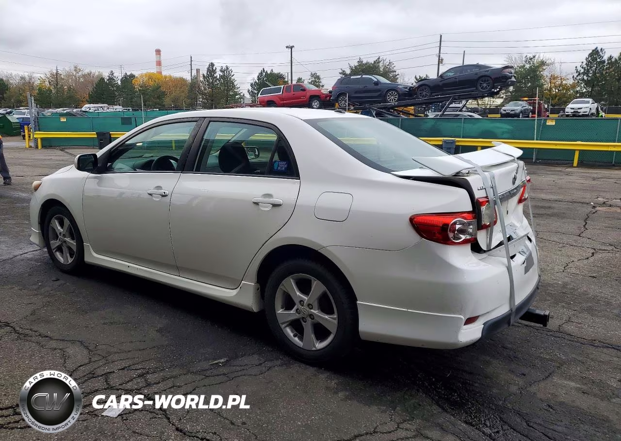 2011 Toyota Corolla S VIN:2T1BU4EE3BC573251 - 2