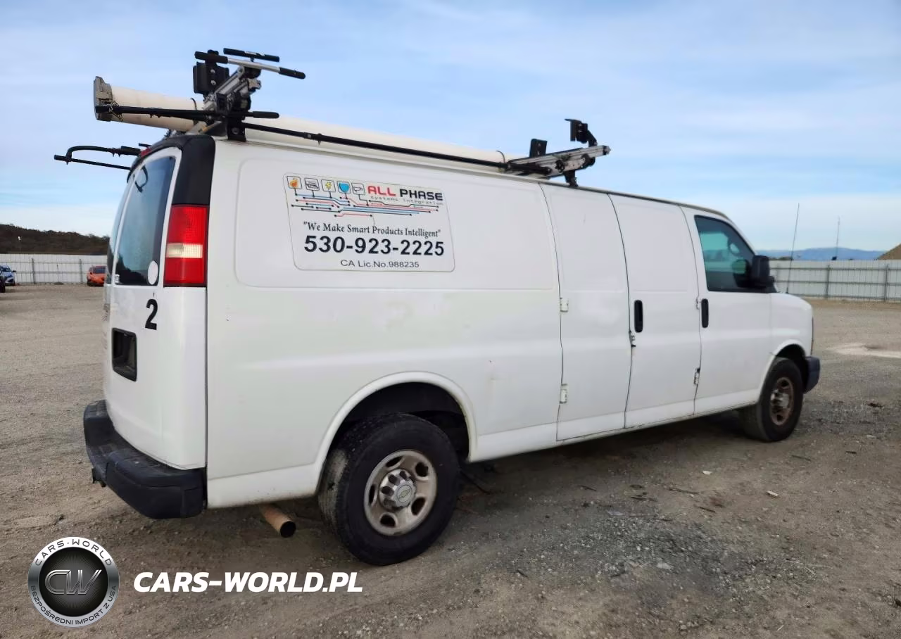 2014 Chevrolet Express 2500 Cargo Service Van VIN:1GCWGGFA0E1154997 - 3