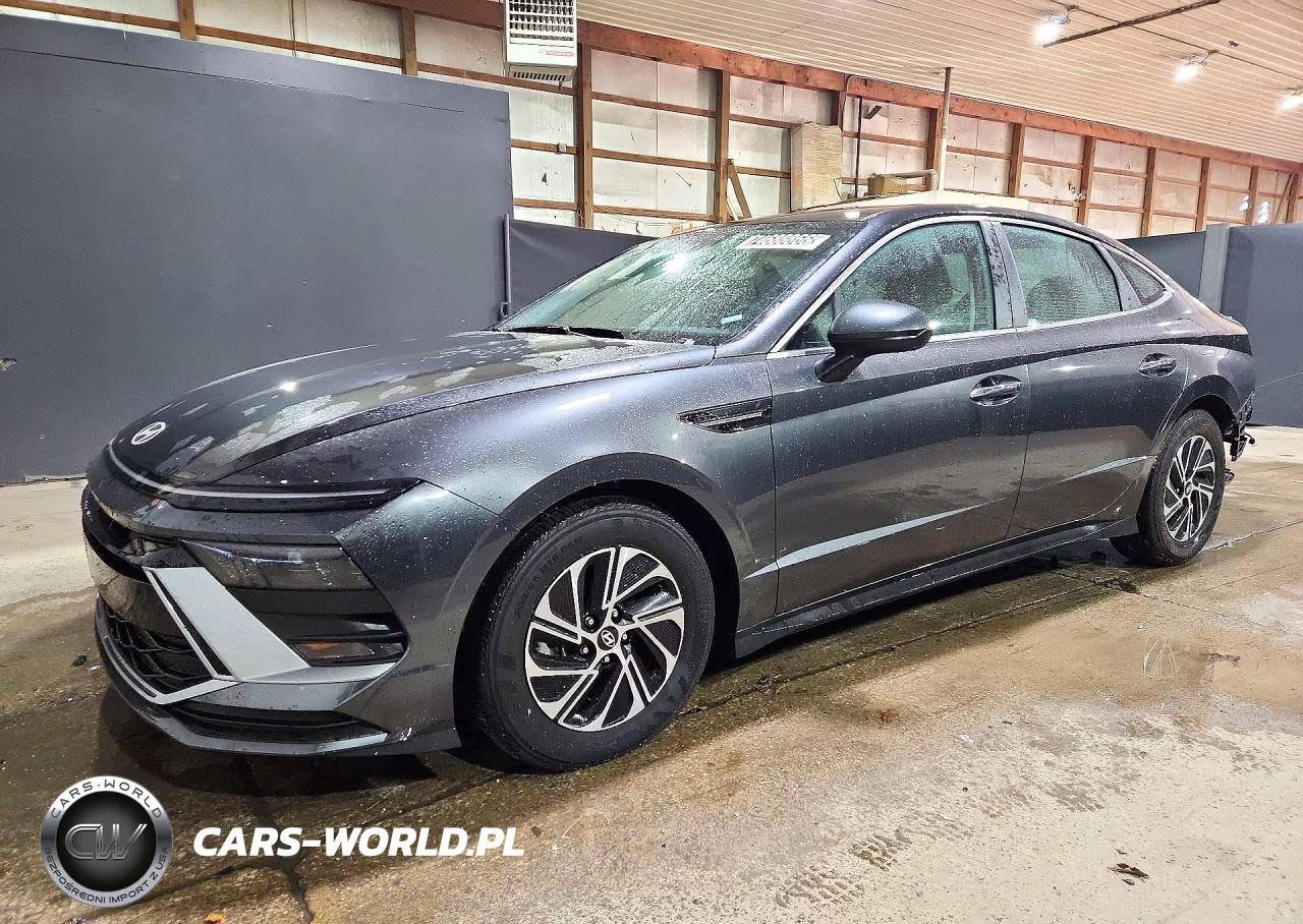 2026 Hyundai Sonata Hybrid Blue VIN:KMHL24JJ1TA168861 - 1