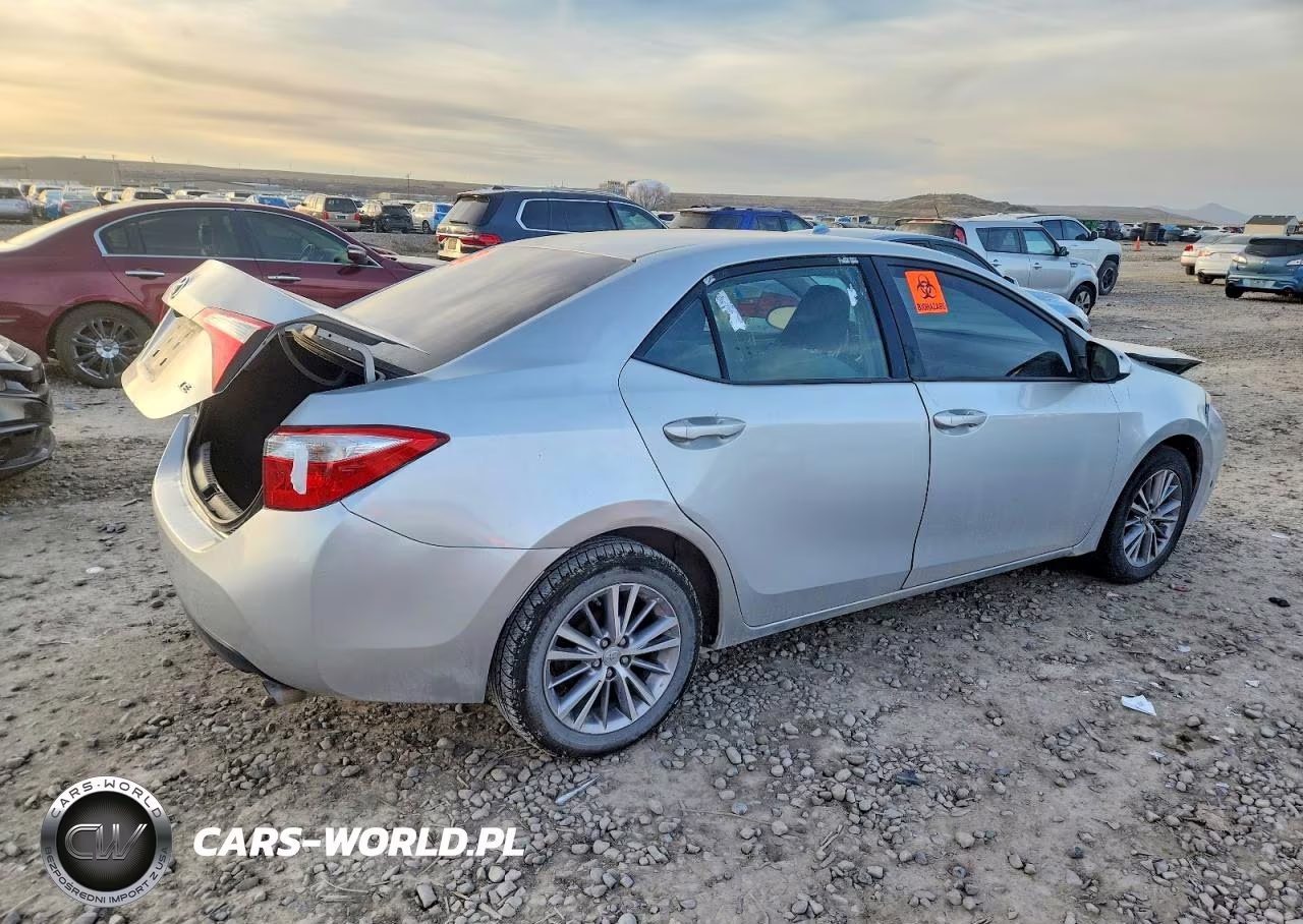 2014 Toyota Corolla Le Plus VIN:5YFBURHE6EP003127 - 3