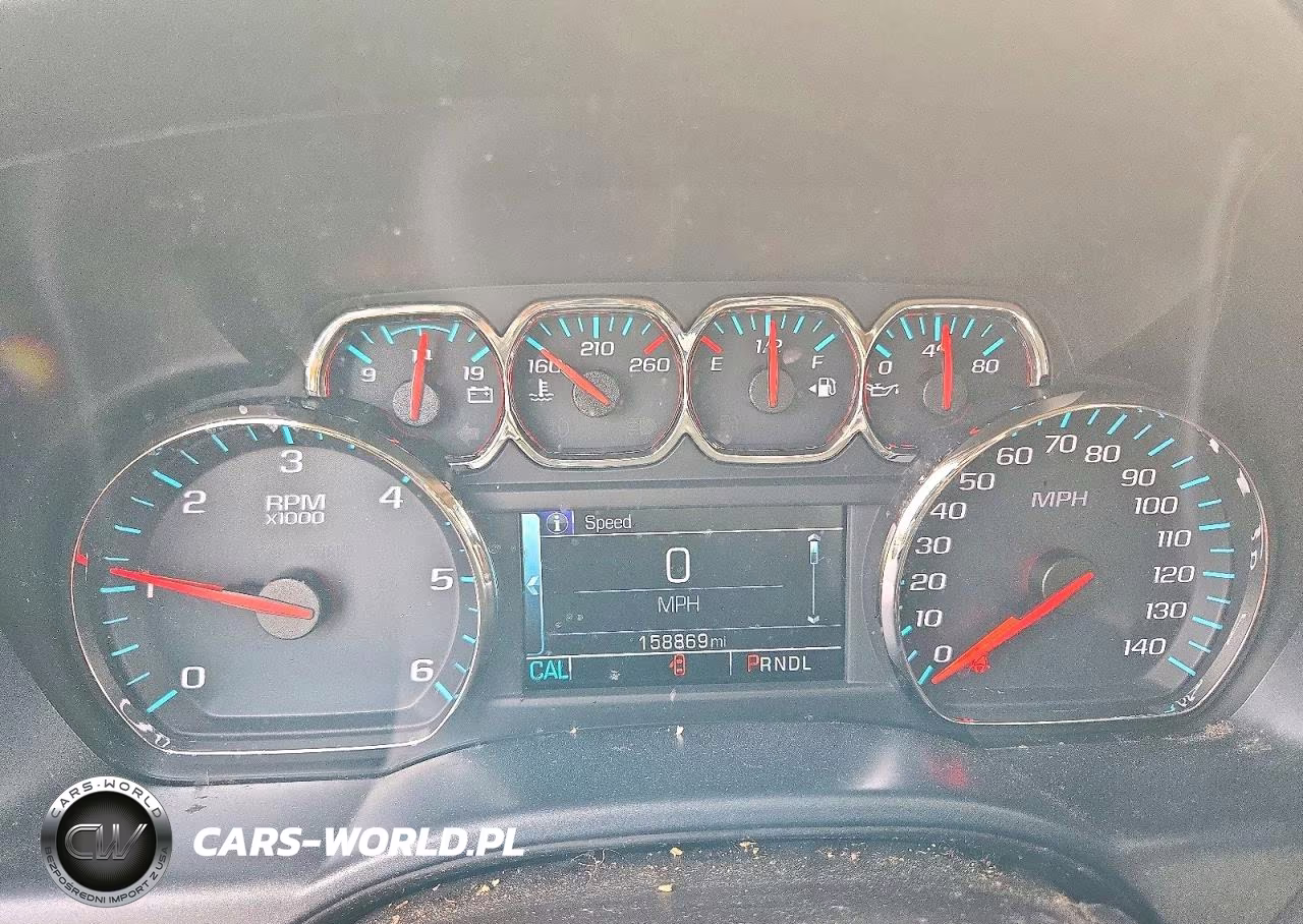 2018 Chevrolet Silverado C1500 Lt VIN:3GCPCREC1JG617479 - 9