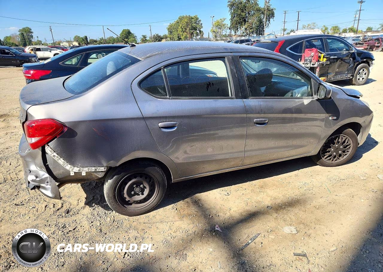 2018 Mitsubishi Mirage G4 Es VIN:ML32F3FJ4JHF04634 - 3