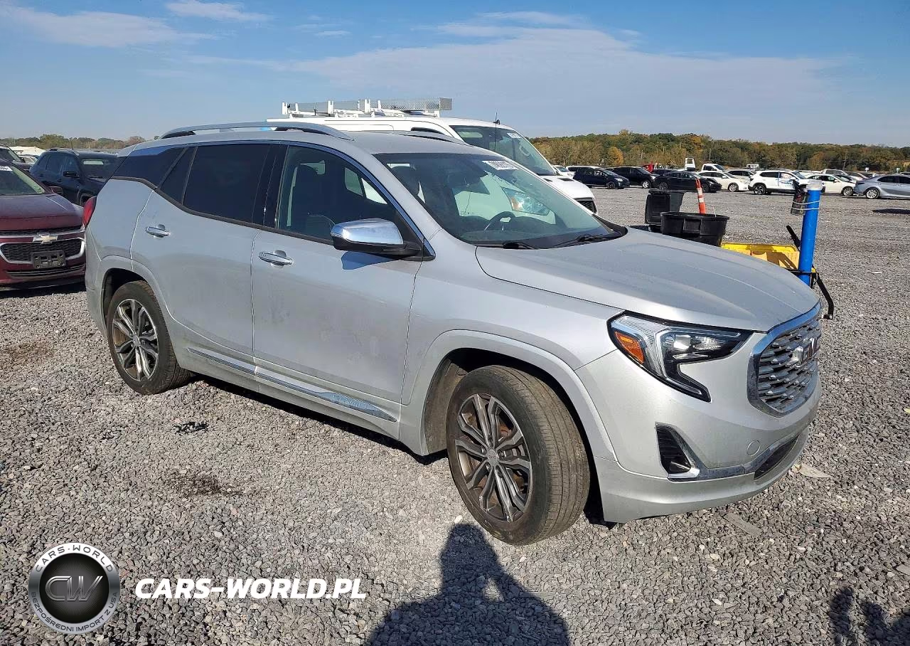 2019 GMC Terrain Denali VIN:3GKALSEX9KL386117 - 4