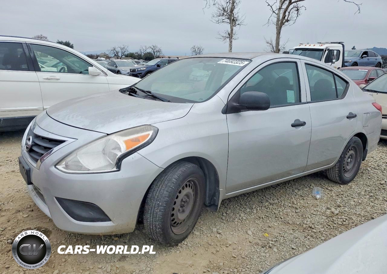 2015 Nissan Versa S