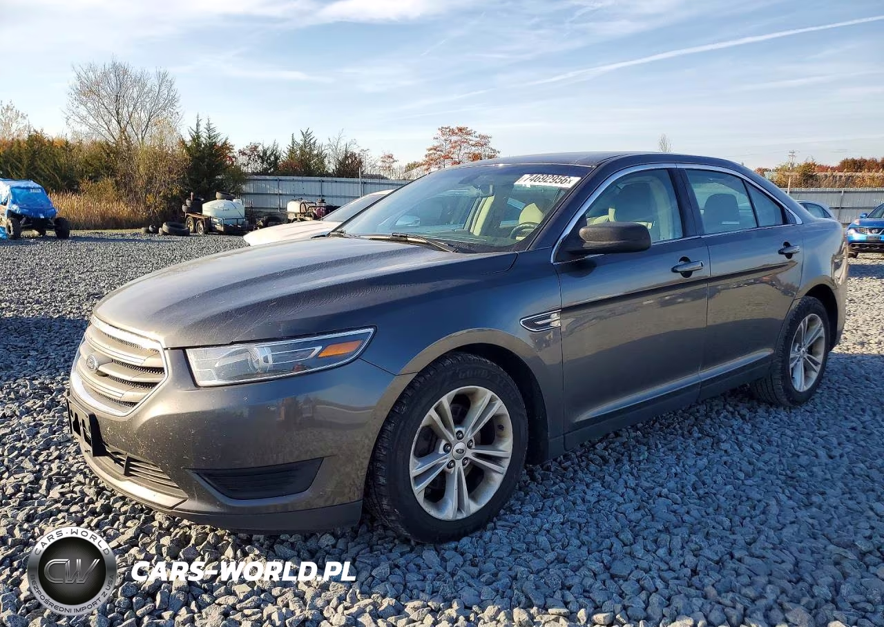 2018 Ford Taurus Se