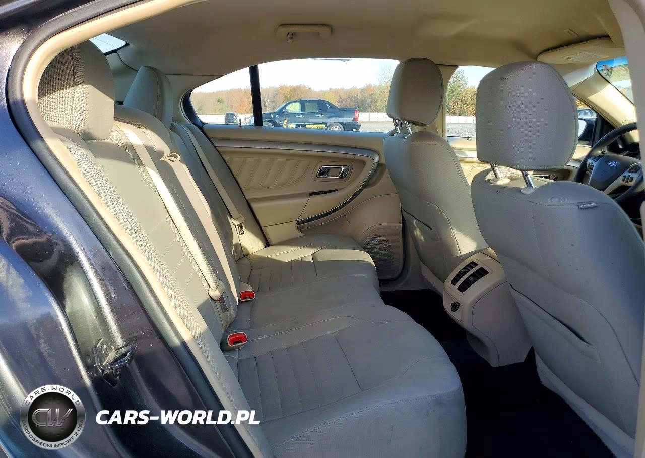 2018 Ford Taurus Se VIN:1FAHP2D85JG119560 - 10