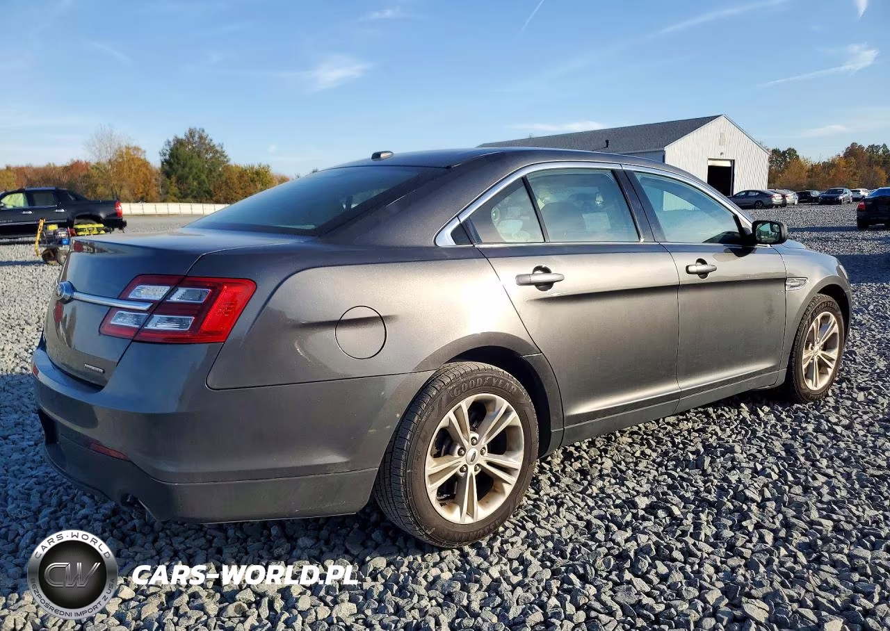 2018 Ford Taurus Se VIN:1FAHP2D85JG119560 - 3
