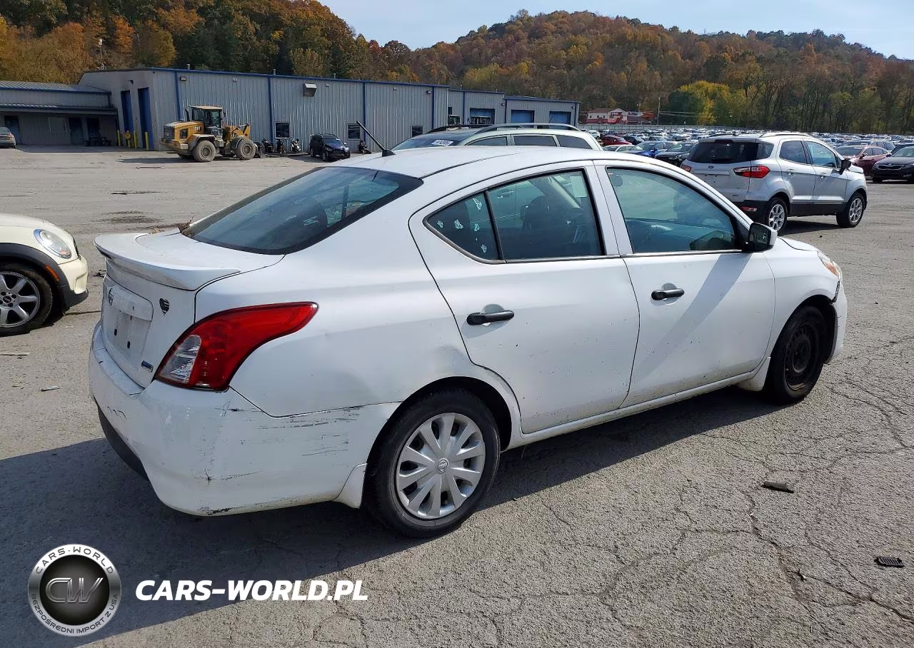2016 Nissan Versa 1.6 S Plus VIN:3N1CN7APXGL832870 - 3