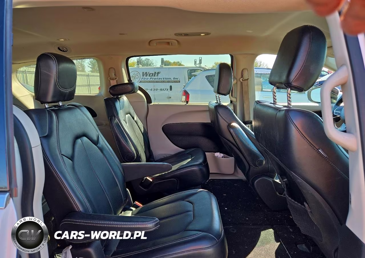 2020 Chrysler Voyager Lxi VIN:2C4RC1DG4LR216620 - 11