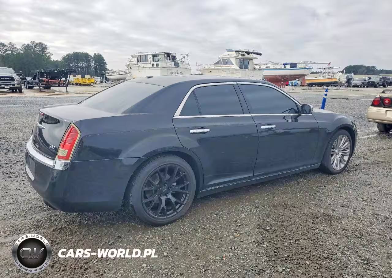 2011 Chrysler 300 Limited VIN:2C3CA5CG5BH500819 - 3