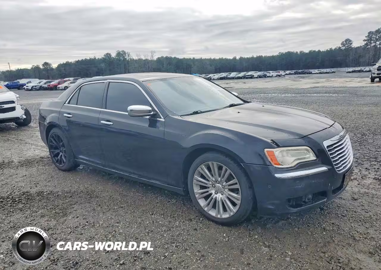 2011 Chrysler 300 Limited VIN:2C3CA5CG5BH500819 - 4