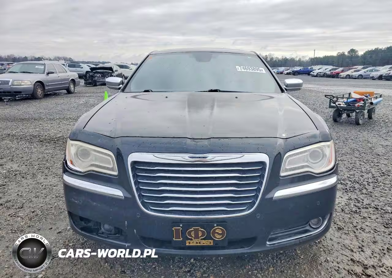 2011 Chrysler 300 Limited VIN:2C3CA5CG5BH500819 - 5