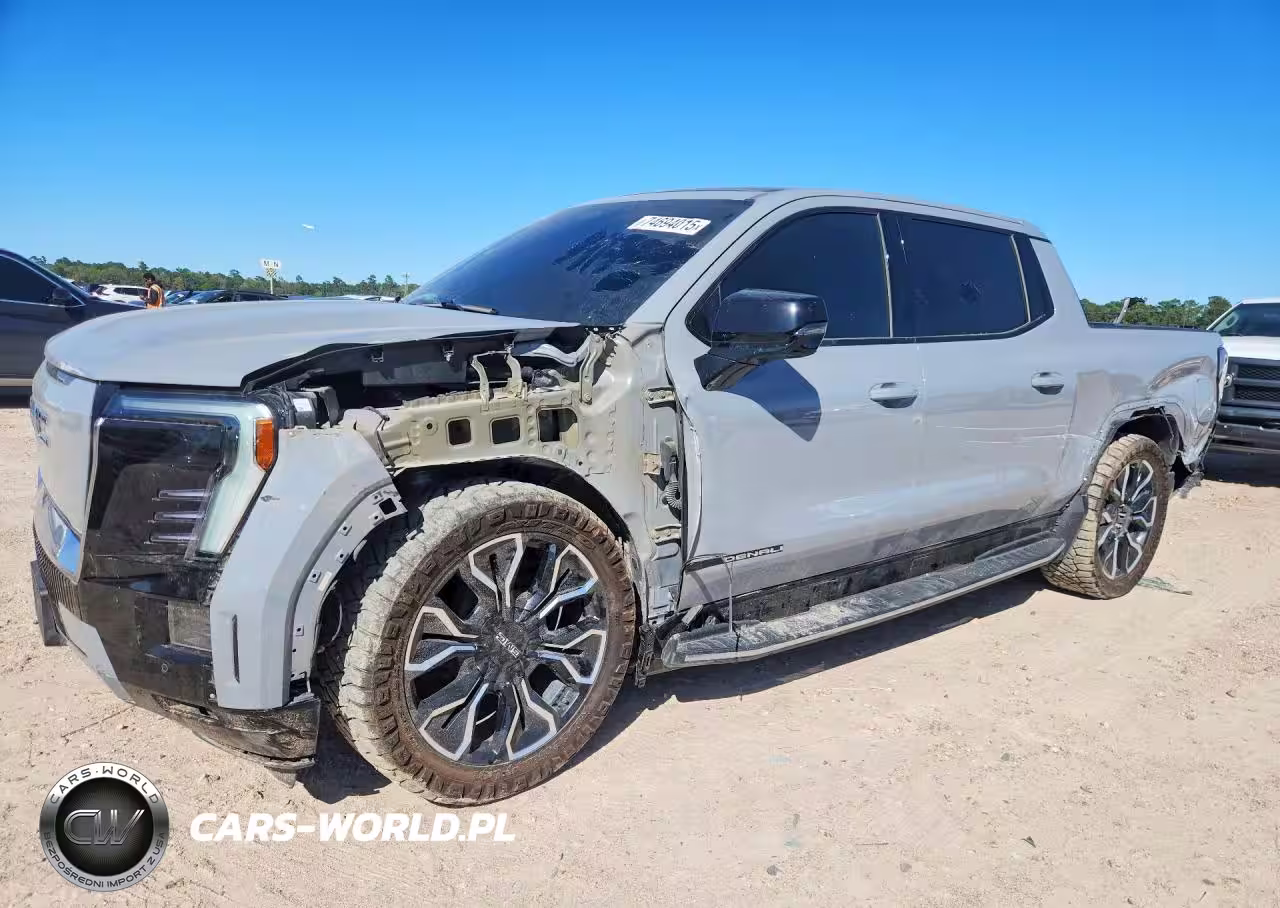 2025 GMC Sierra Denali
