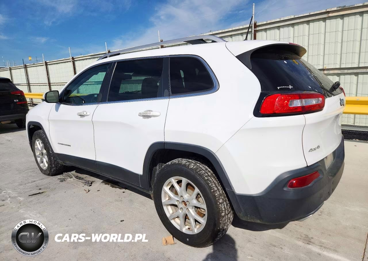 2018 Jeep Cherokee Latitude Plus VIN:1C4PJMLX8JD577980 - 2