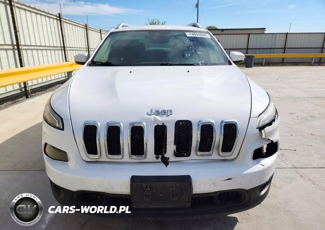 2018 Jeep Cherokee Latitude Plus VIN:1C4PJMLX8JD577980 - 5
